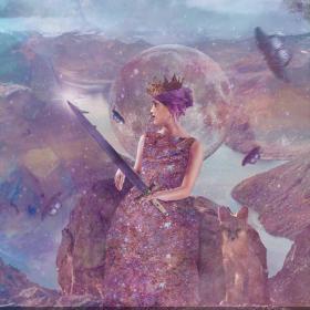 Queen Of Swords Tarot Card