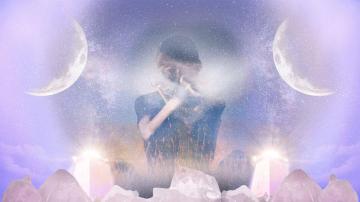 A boy with no face and his finger to his mouth, crystals, towers, two moons, stars and the beams of light in the background