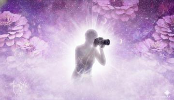 What is the spiritual meaning of photos?